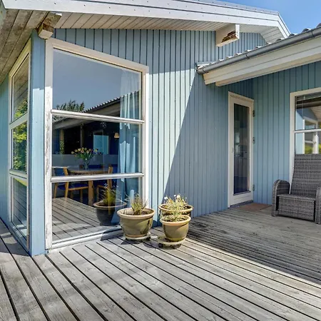 Holiday home Stunning In Juelsminde With Wifi