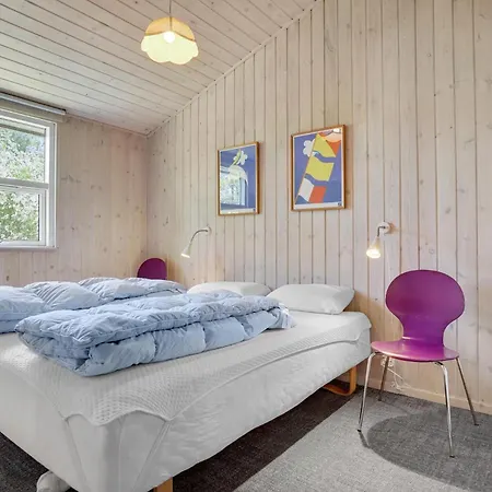 Stunning In Juelsminde With Wifi Sonderby (Midtjylland)