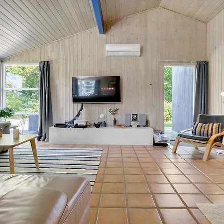Stunning In Juelsminde With Wifi * Sonderby (Midtjylland)